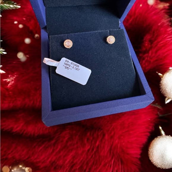 Stunning Diamond Earrings (10K Gold) - Picture 1 of 3